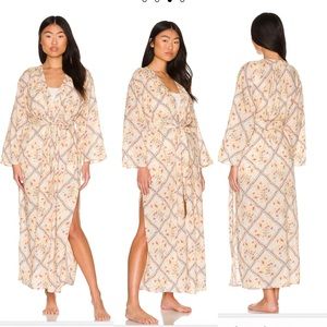 Intimately Free I’m The One Robe - Tea Combo